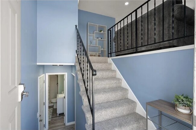 Foto del edificio - 9486 Kingsview Ln N