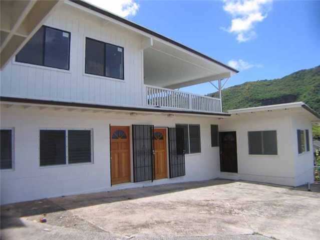 Building Photo - 2333 Palolo Ave