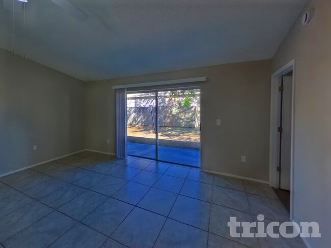 Building Photo - 1236 Sweet Gum Dr