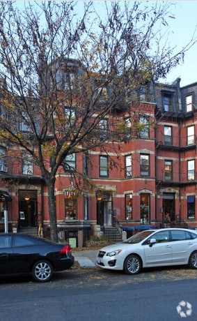 Building Photo - 225 Newbury St
