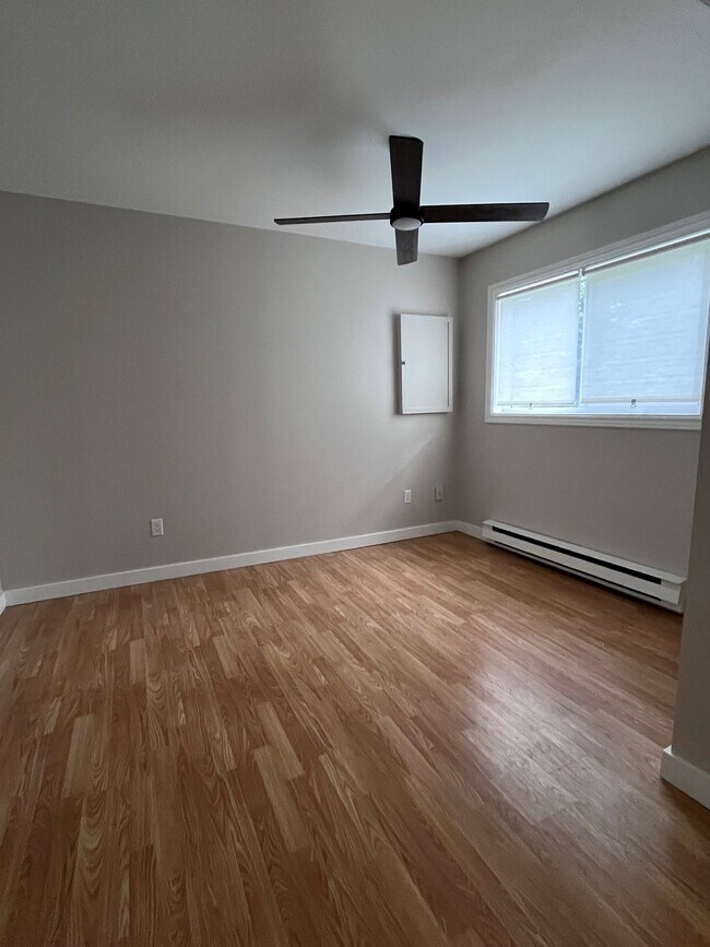 30 Joffre St Unit 2, Dartmouth, NS B2Y 3C8 Apartment for Rent in