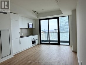 Building Photo - 35 Parliament St