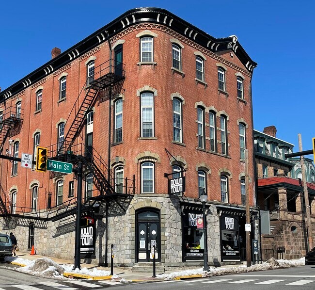 Building Photo - 13 N 4th Ave