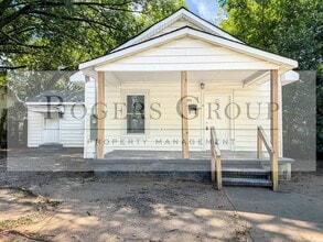 Building Photo - 412 Turner Ave