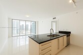 Foto principal - 79 SW 12th St