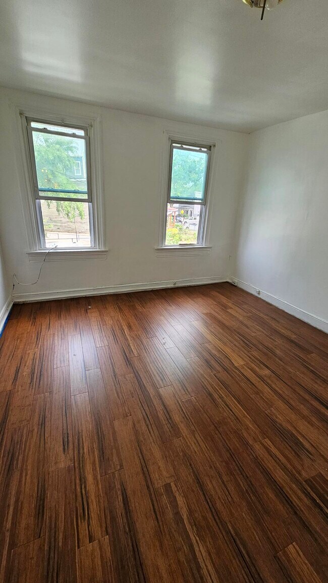 Foto del edificio - 2239 Prout St SE