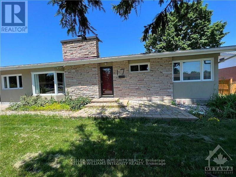 Photo principale - 17 Grangemill Ave