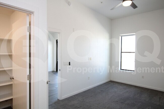 Foto del edificio - 1130 N 2nd St
