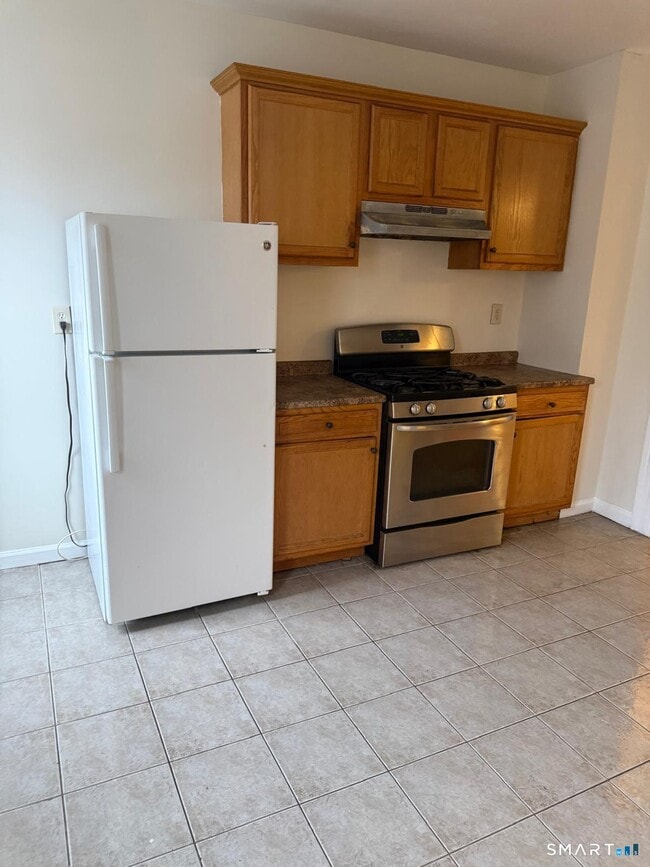 Building Photo - 1018 Hancock Ave