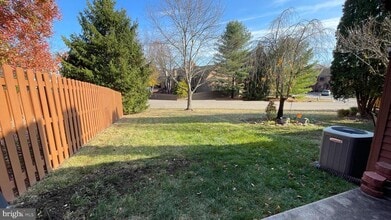 Building Photo - 109 Magnolia Ct