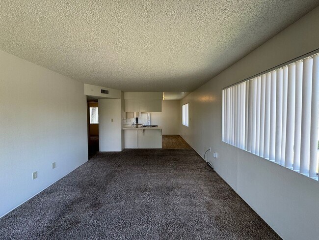 Foto del edificio - Super cute two bedroom!