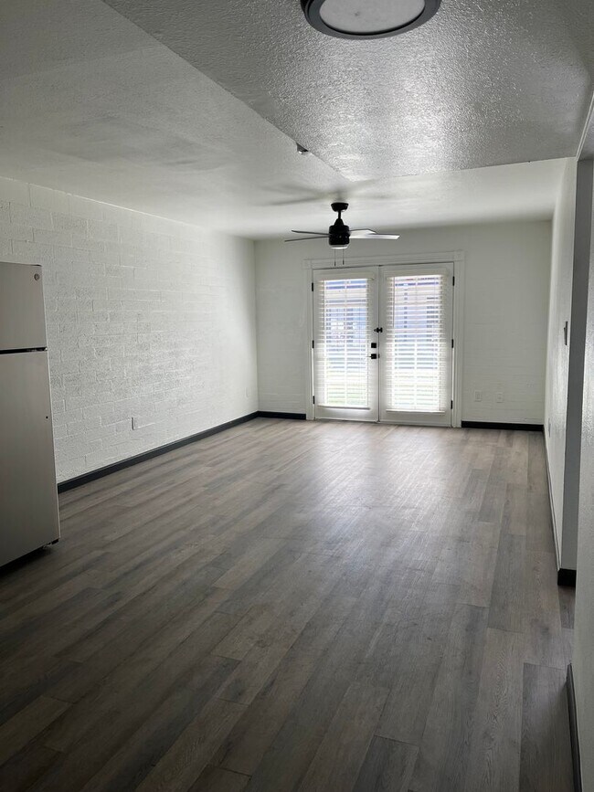 Foto del interior - 60 On Roger Apartments
