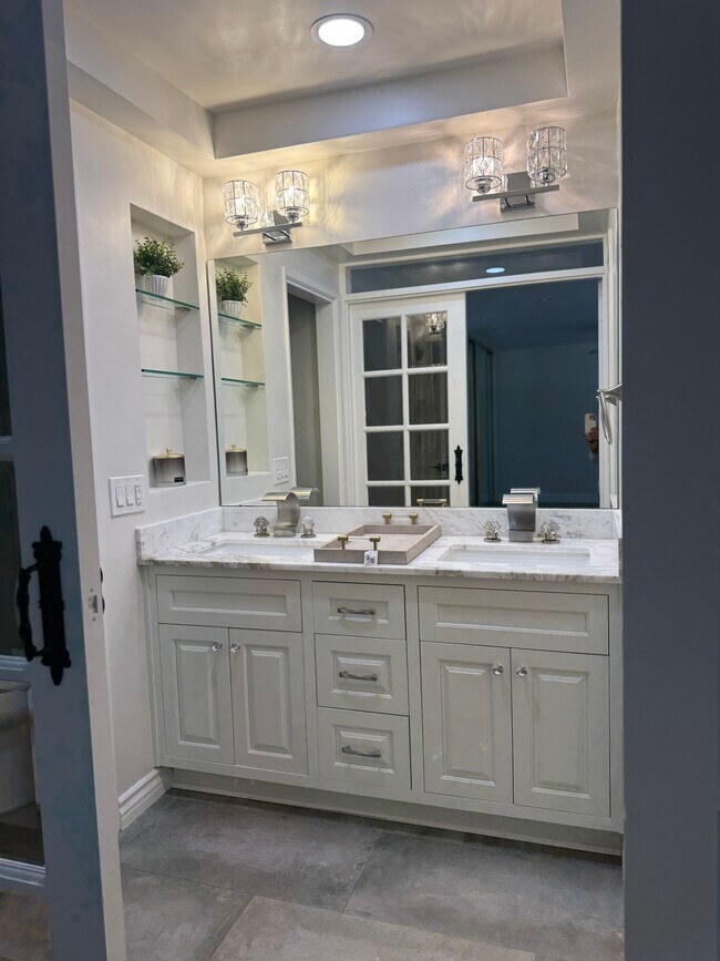 Foto del edificio - 6758 Vinalhaven Ct