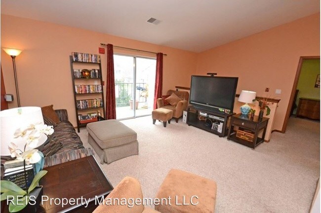 Building Photo - N110W16931 Ashbury Cir