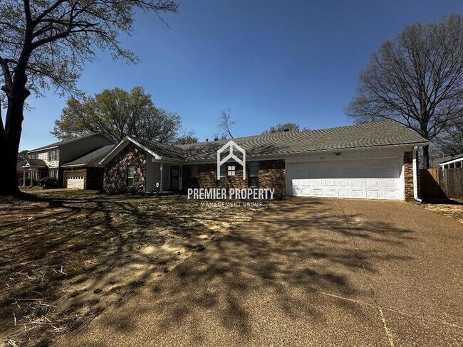 Foto del edificio - 6018 Fox Ridge Dr