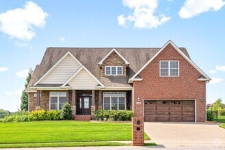 Building Photo - 1548 Green Grove Way