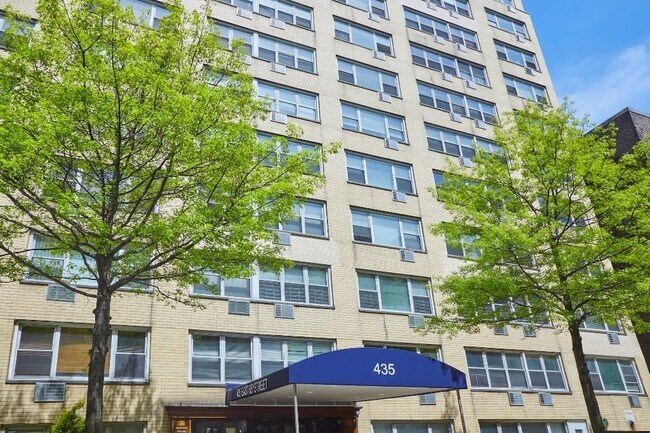 Foto del edificio - 435 E 65th St