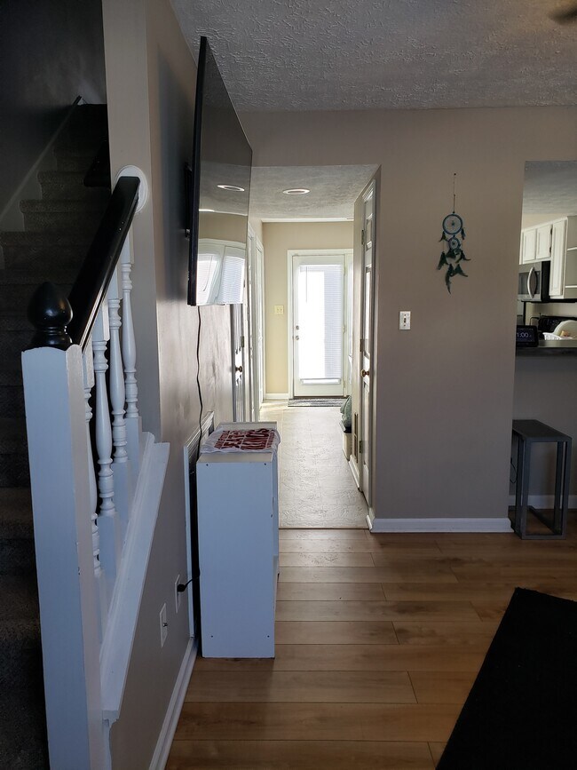 Foto del edificio - 606 E Sherwood Hills Dr