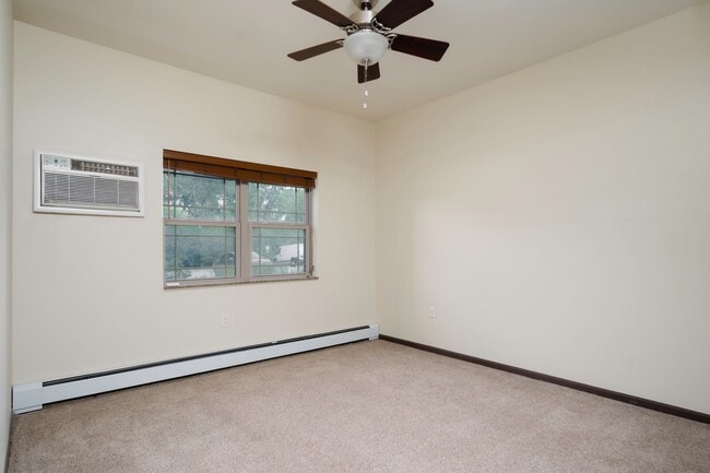 Interior Photo - Arden Flats