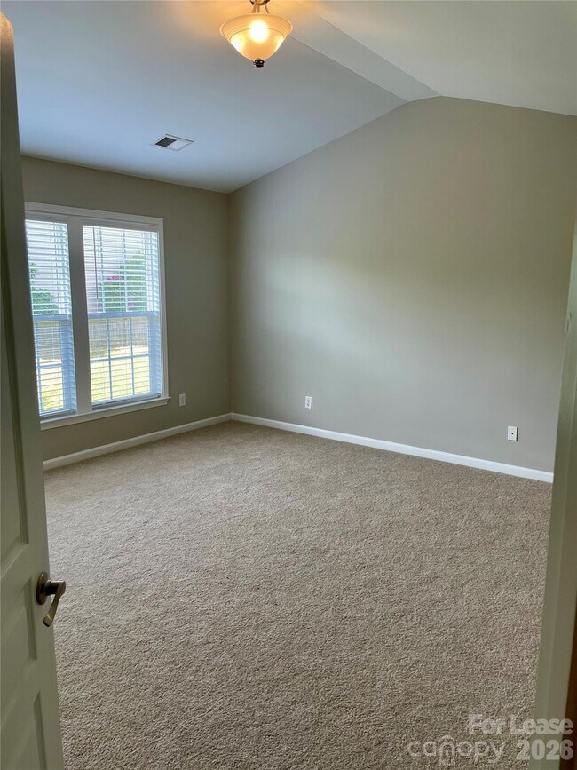 Foto del edificio - 7856 Lamington Dr