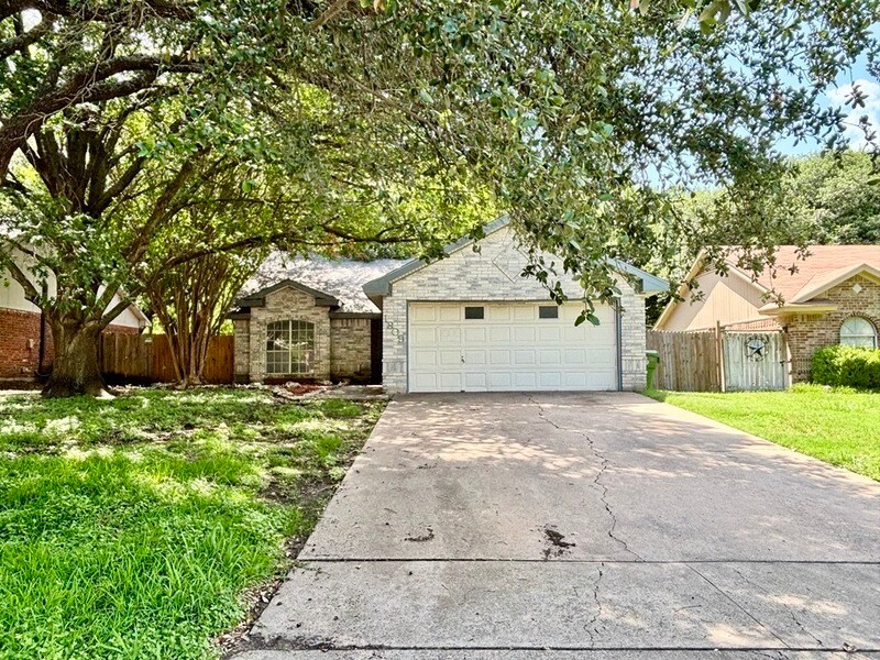 Foto principal - 1809 Ramada Dr