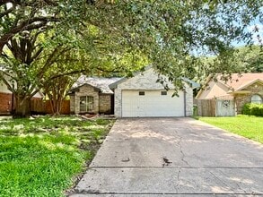 Building Photo - 1809 Ramada Dr