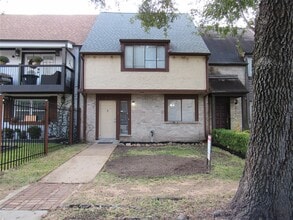 Building Photo - 15543 Weldon Dr