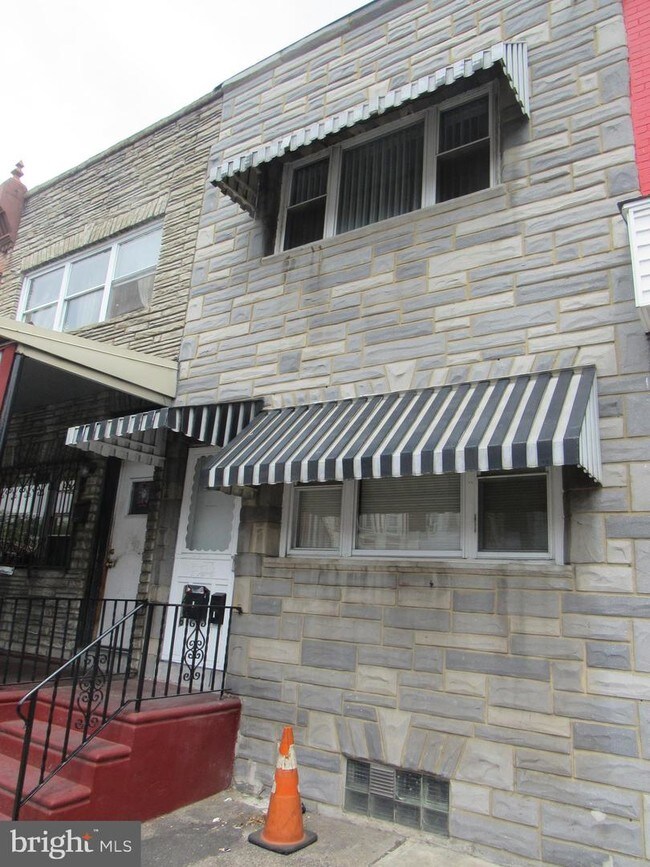 1416 Mt Ephraim Ave Unit 2, Camden, NJ 08104 Room for Rent in Camden