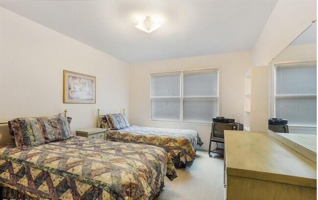 Building Photo - 24267 Weathervane Ct