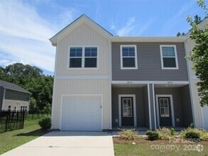 Building Photo - 107 Blakeslee Ct