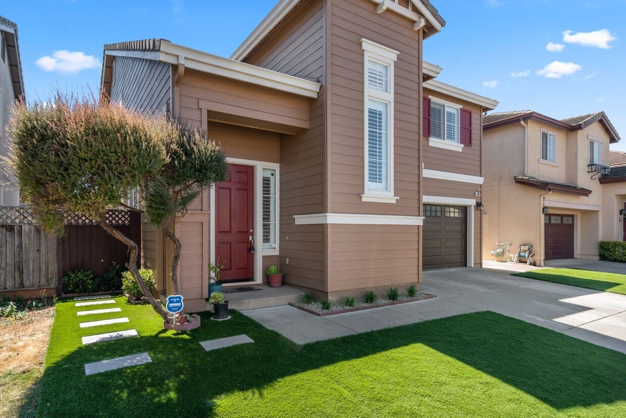 Primary Photo - Your Next Home Is Ready!