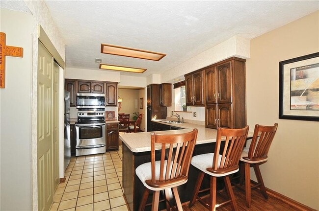 Building Photo - 9339 Embers Way
