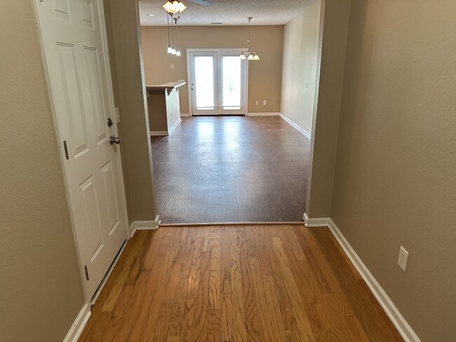 Foto del edificio - 495 Canyon Oak Loop