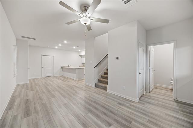 Foto del edificio - 308 Marsh Ln