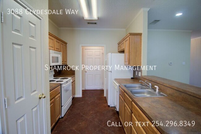 Building Photo - Surrey Ridge Duplex
