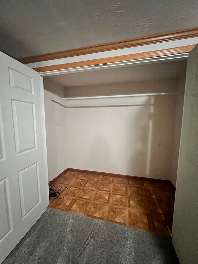 Foto del edificio - Basement apartment