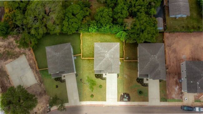 Building Photo - 120 Driftwood Hills Way, Georgetown, Texas...