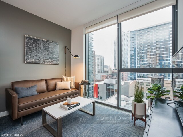 Foto del edificio - 355 W Hubbard St
