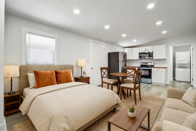 Photo - 816 E Estates Blvd Apartment