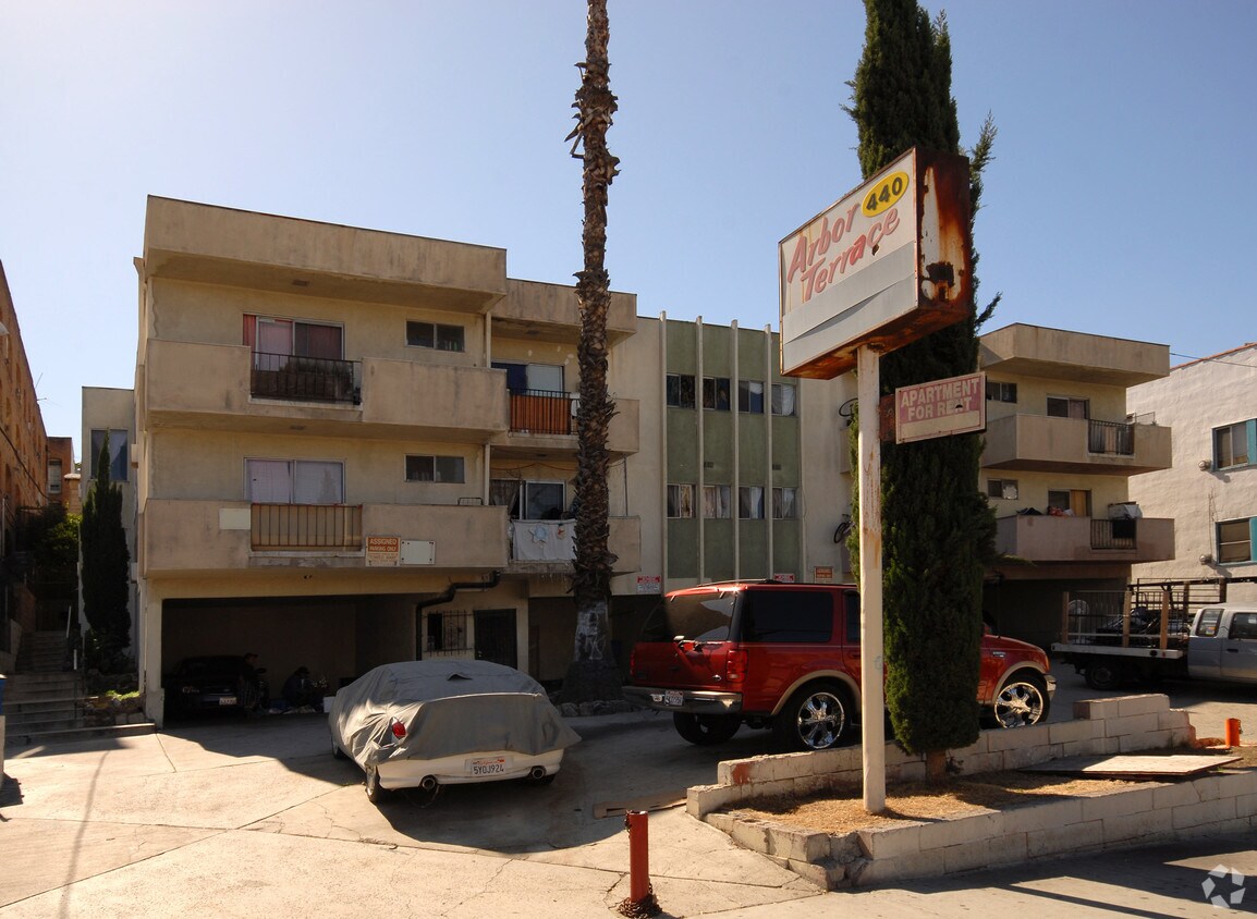 Primary Photo - Arbor Terrace