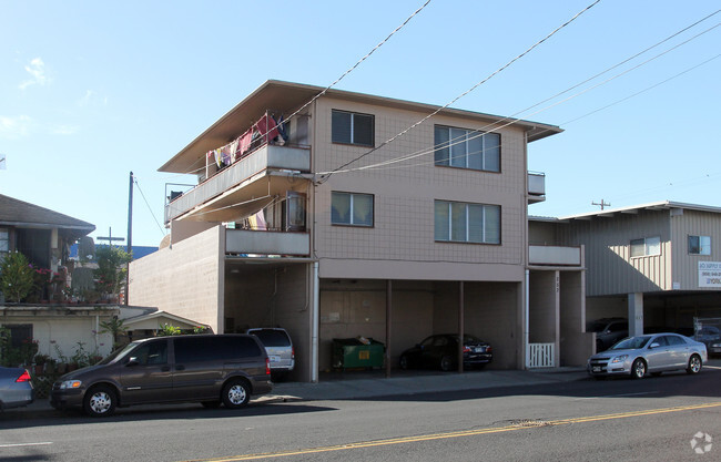 Primary Photo - 253 Kalihi St