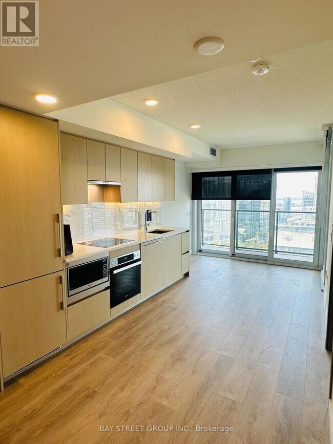 Building Photo - 3 Concord Cityplace Wy