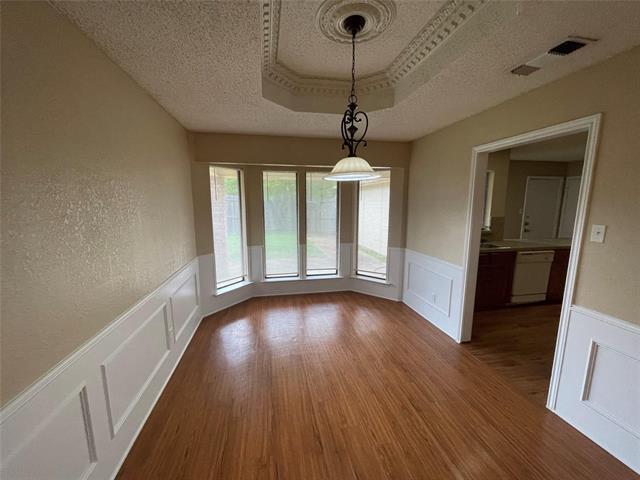 Foto del edificio - 407 Hillcroft Cir