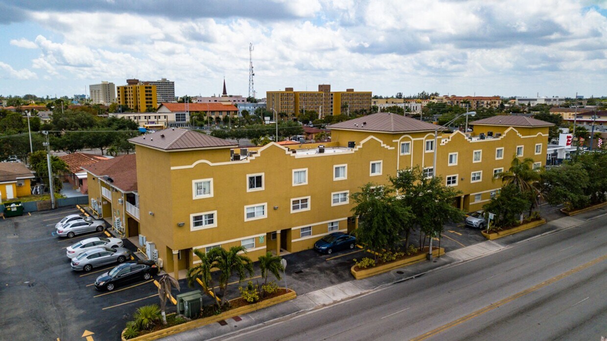 Foto principal - 626 - Kina Hialeah