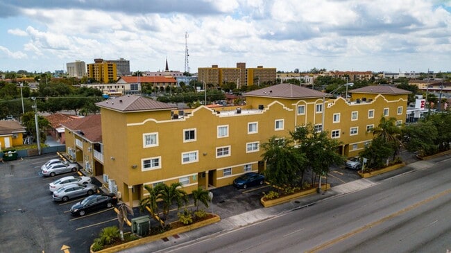 Building Photo - Kina Hialeah
