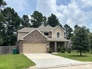 Building Photo - 995 Arbor Glen