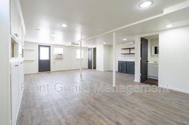 Foto del edificio - 3700 E 16th St N