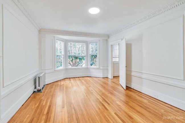 Building Photo - 560 O'Farrell St