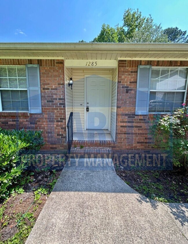 Foto del edificio - 1285-1287 Robin Hood Drive NW