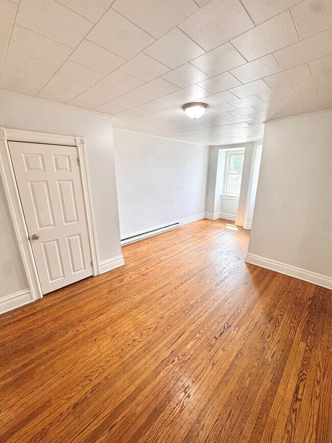 Foto del edificio - 1103 Linden St
